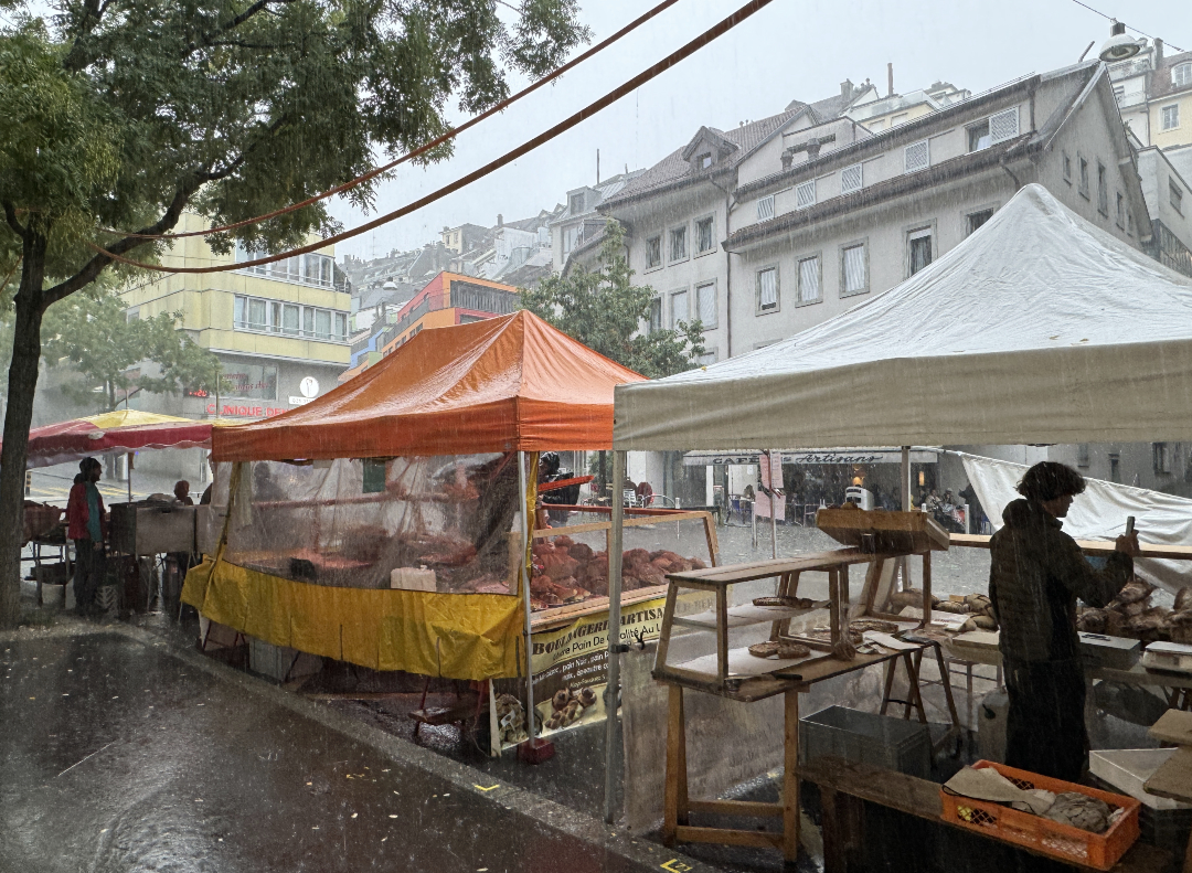 2025-09-28-Marché-Rue Centrale-Averses-IMG_6730